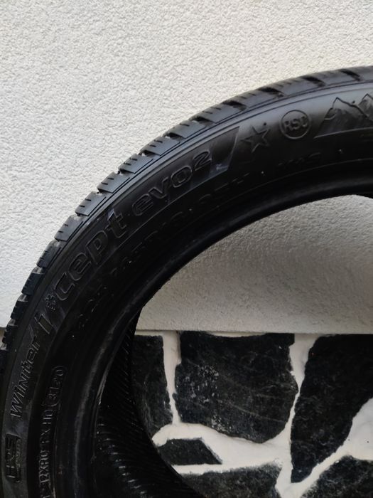 Opony zimowe 4 szt. Hankook Winter i*cept evo2 W320B 225/45R18 95H XL