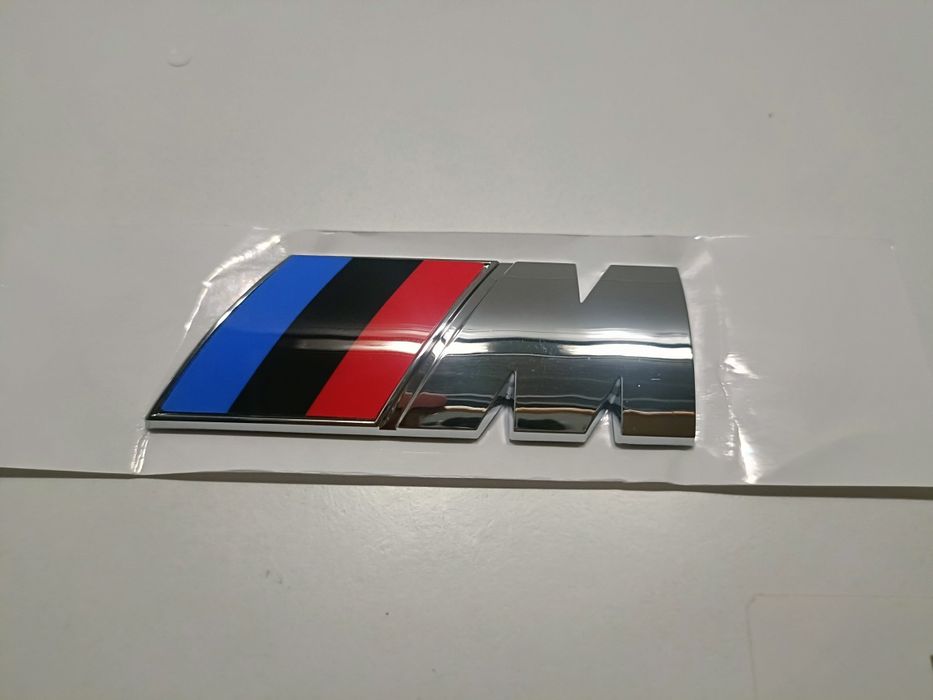 Emblema Mala BMW "M" Cromado/Preto