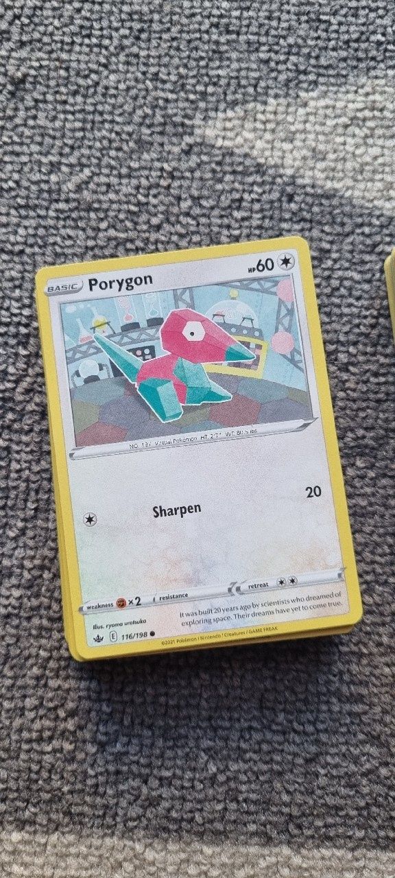 Zestaw kart Pokémon 107 szt.