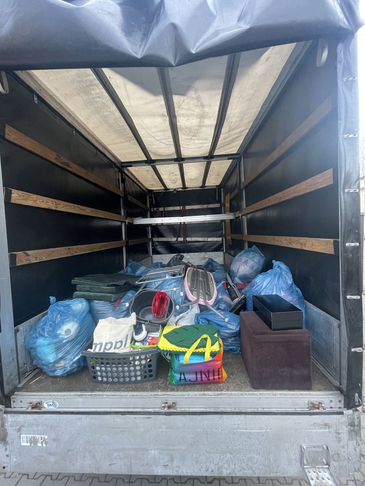 Usługi transportowe, przeprowadzki, wywóz i utylizacja towarów.