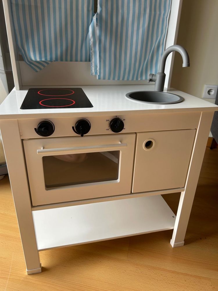 Cozinha de brincar IKEA