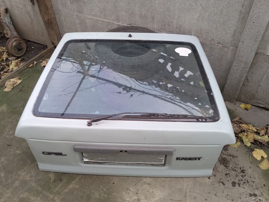 Запчасти на Опель кадет
