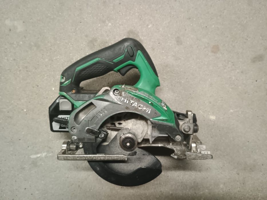 Pilarka tarczowa Hitachi C 18 DBL + Aku 18 V 5,0 ah