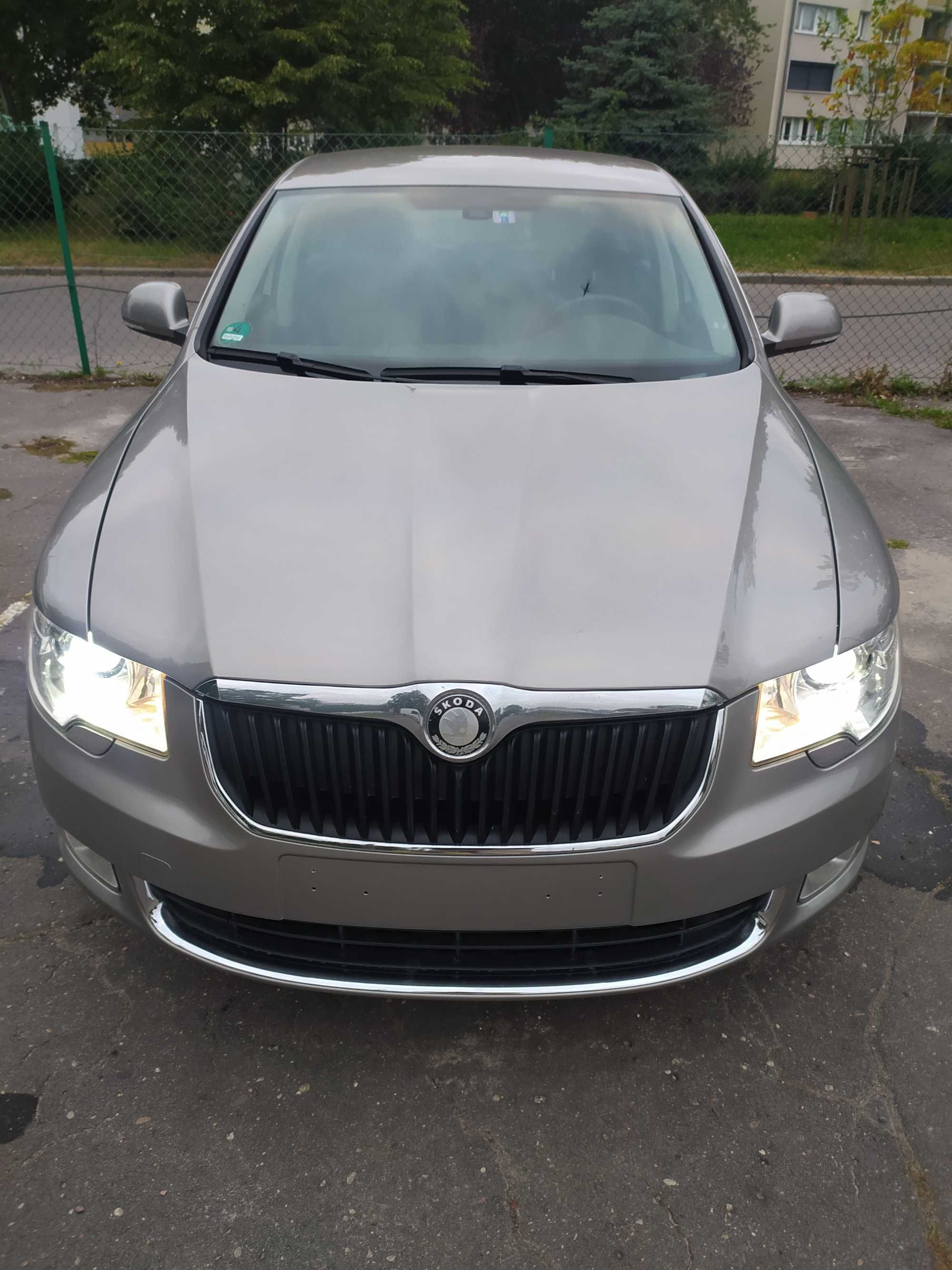 Skoda superb2011r niski przebieg