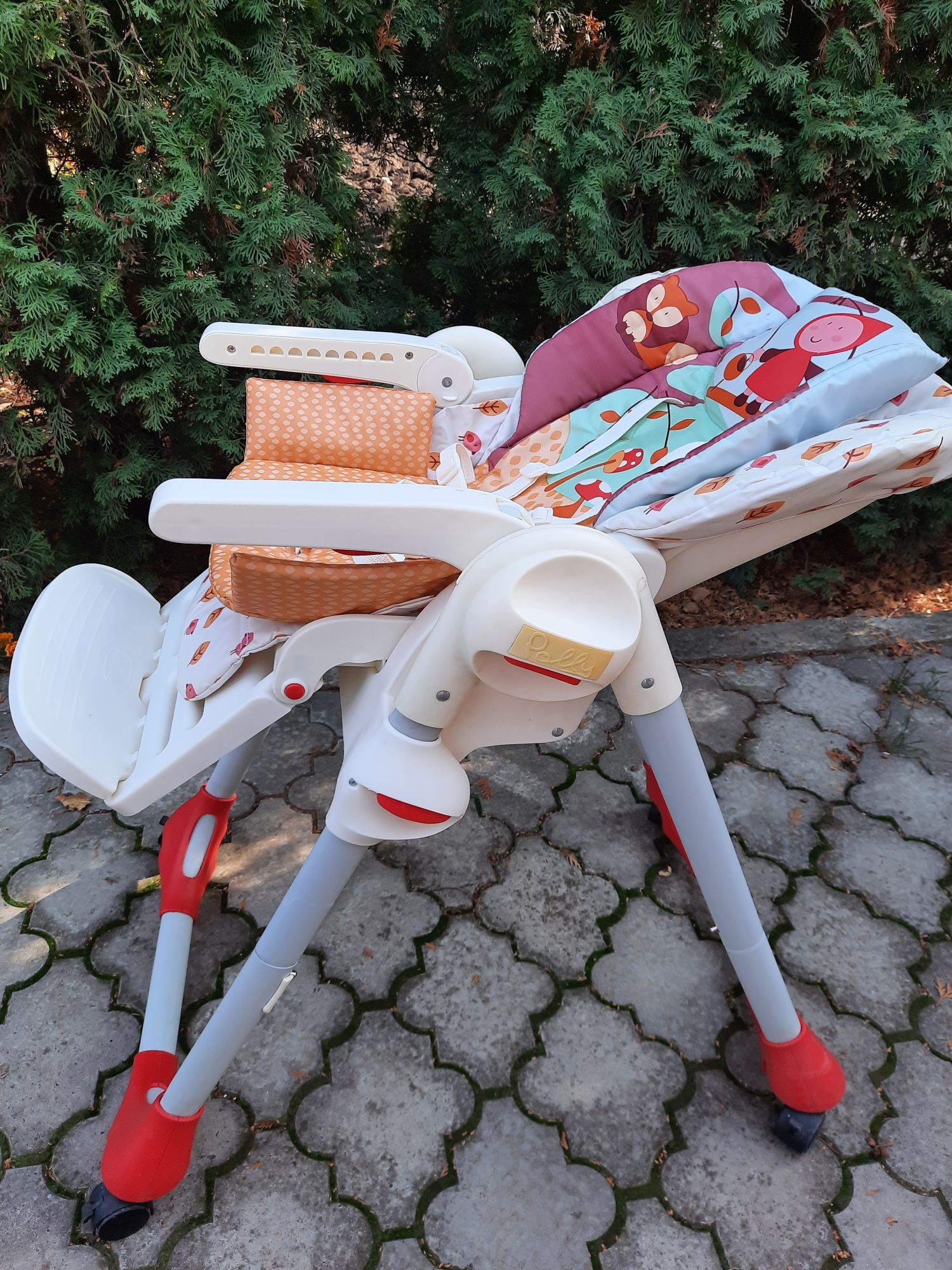 Продам стілець для годування Chicco polly 2 in 1