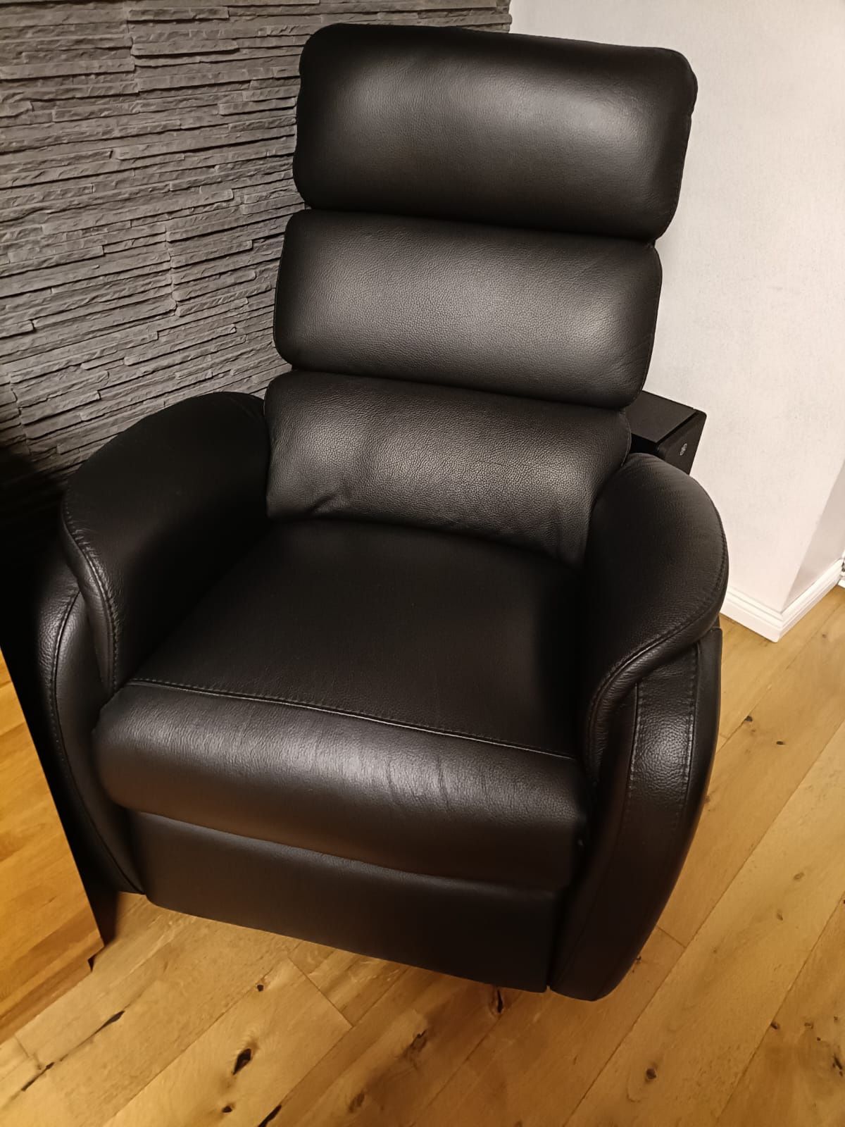 Sofa dallas ze skóry superiore z funkcją relax