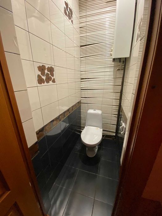 продам 2-х кімнатну квартиру на Червоной