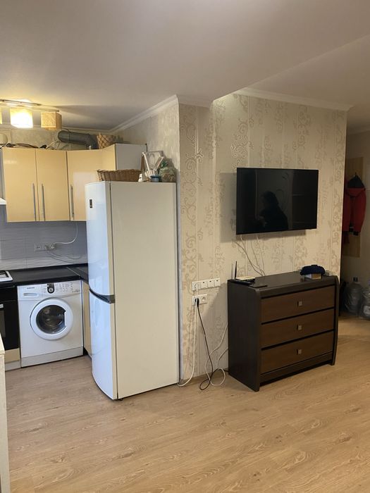 Продается однокомнатная квартира на Павловом поле.