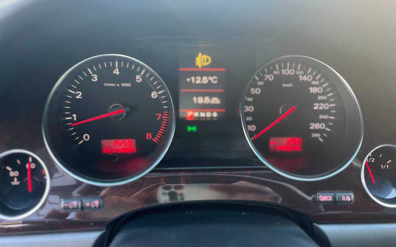 Audi A8 2004 3.0