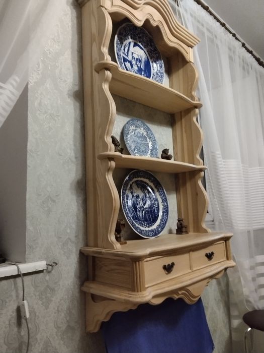 Вінтажна  етажерка тарілочниця