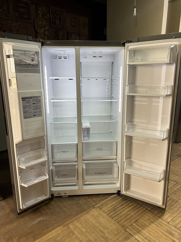 Холодильник side by side LG