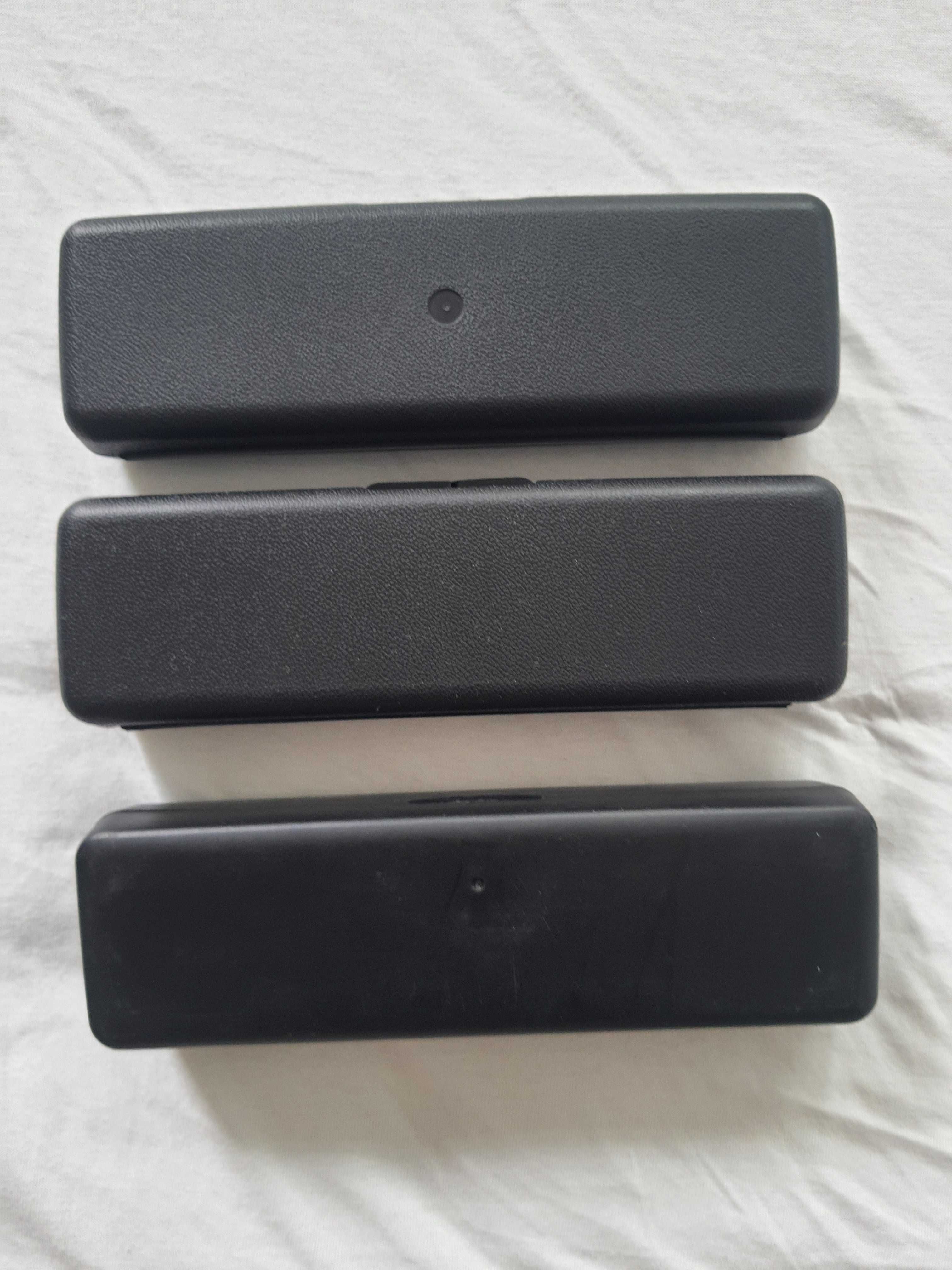 Oryginalne etui na panele do radia samochodowego Pioneer, Sony