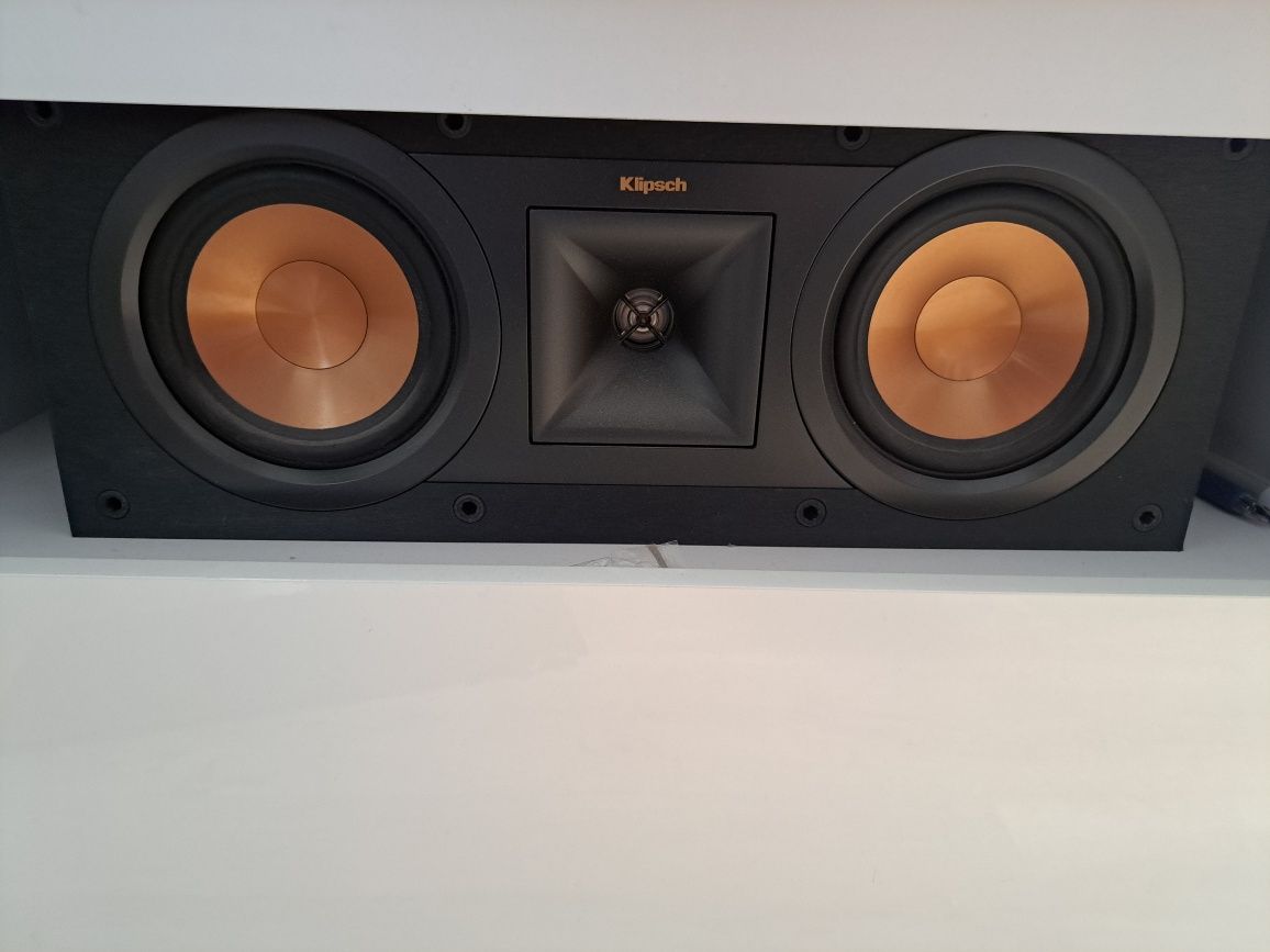 Amplituner yamaha RX-V6A