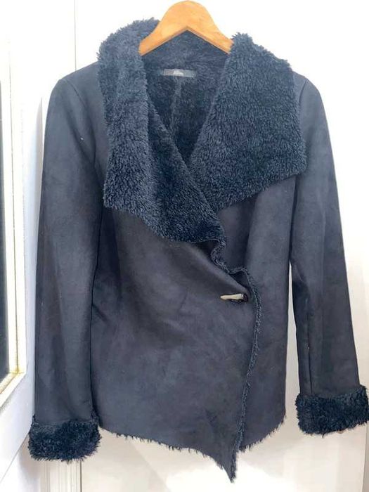 Casaco preto de pelo MIM