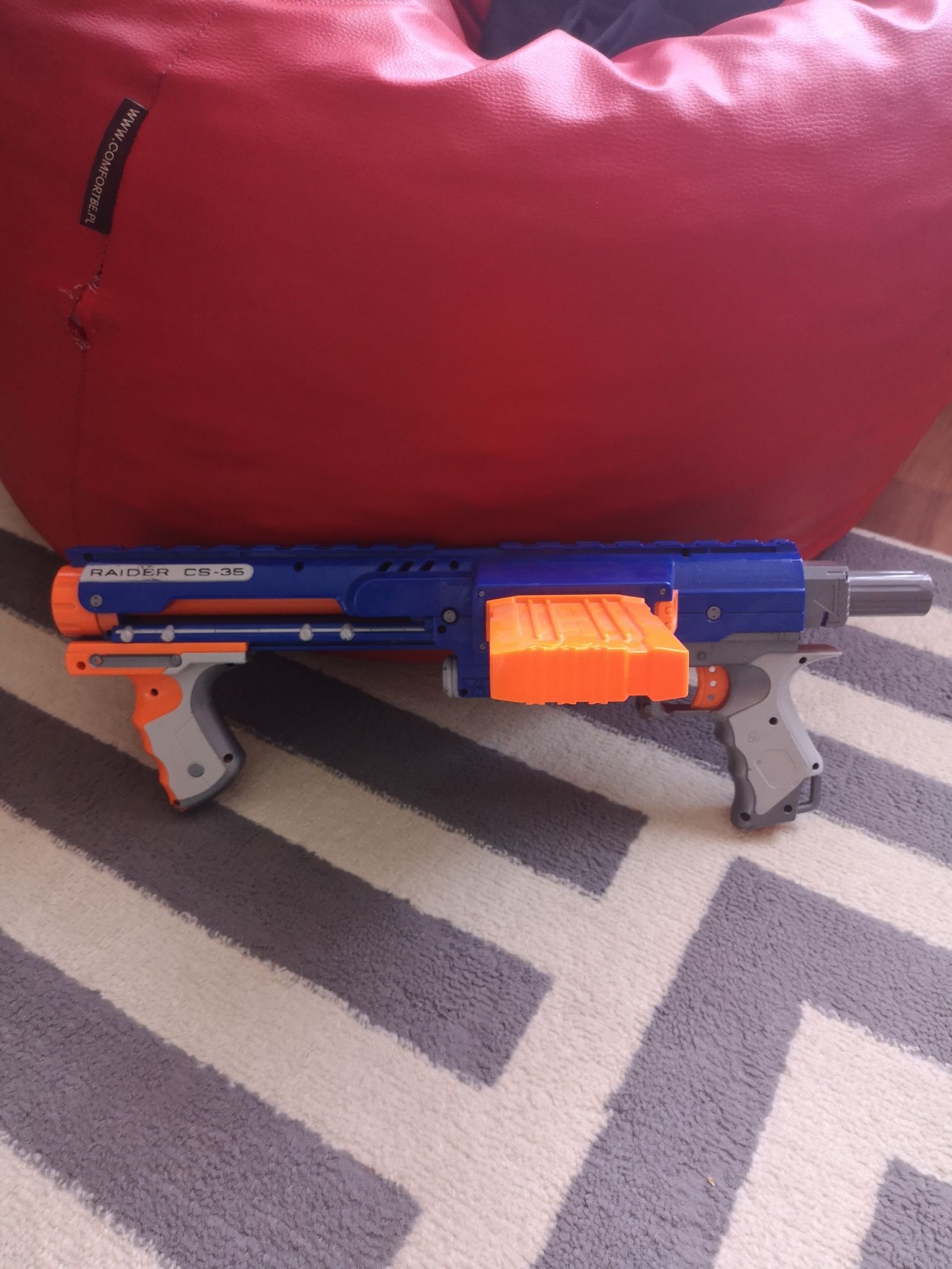 Nerf Raider CS-35 karabin wyrzutnia strzałek gratis pas i strzałki