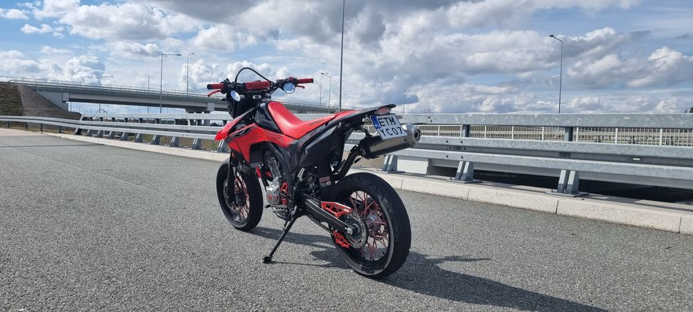 Honda crf 250M mały przebieg