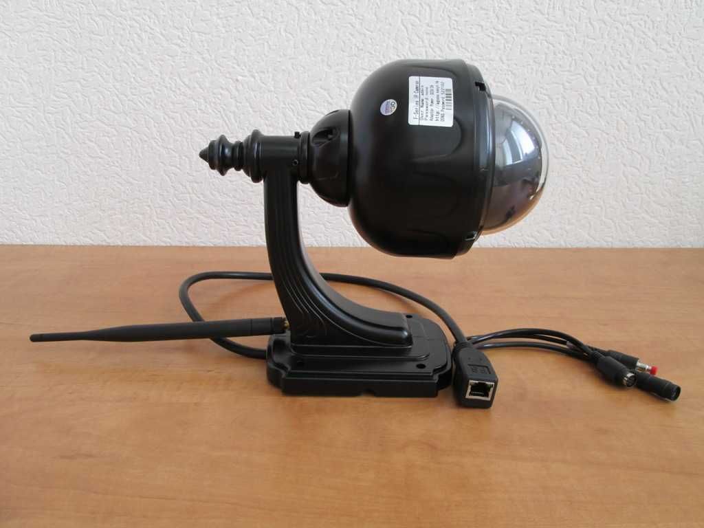 IP камера 0.3Мп Wi-Fi поворотная с 3x зумом EasyN F-M1BF ИК20 (Черный)