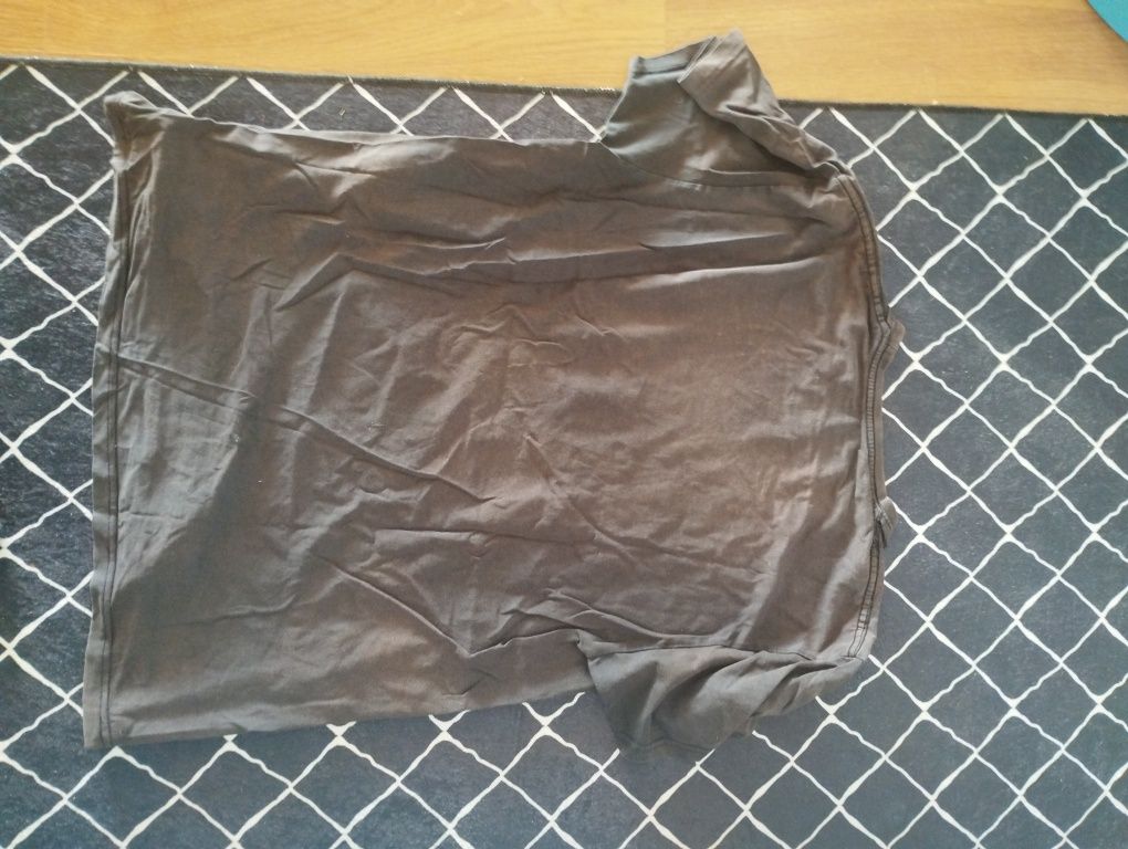 Vende se t shirt da fox e da puma