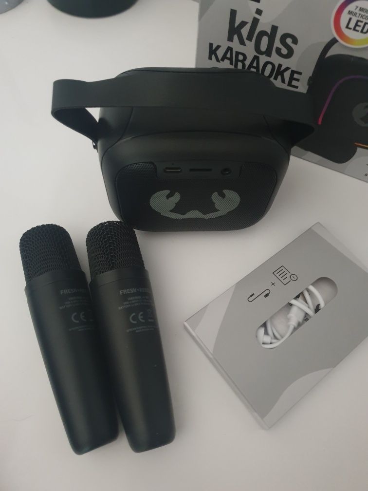 Zestaw KARAOKE LED BLUETOOTH bezprzewodowy 2 mikrofony +głośnik dzieci