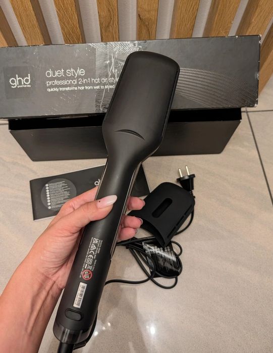 Prostownico suszarka do włosów