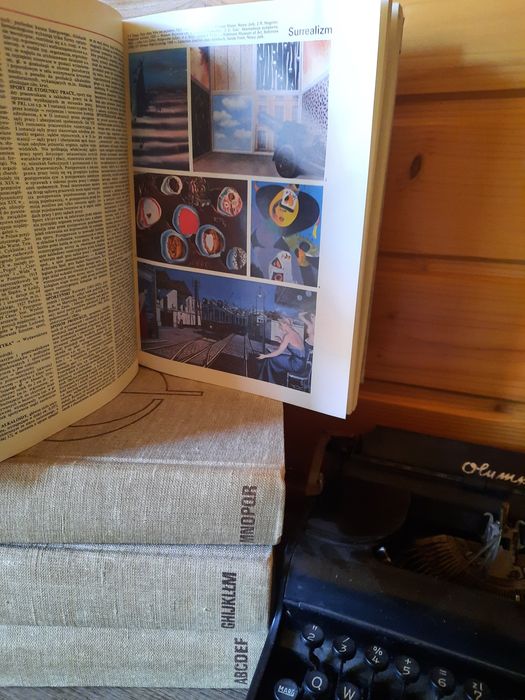 Encyklopedia Powszechna 4 tomy.