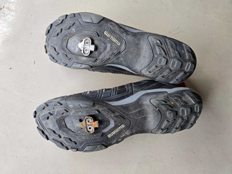 Rowerowe buty Shimano 44 z blokami SPD