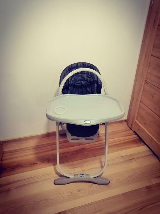 Rewelacyjne zadbane krzesełko do karmienia Chicco z palakiem na zabawk