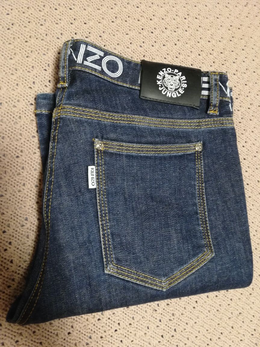 Продам джинсы фирмы KENZO