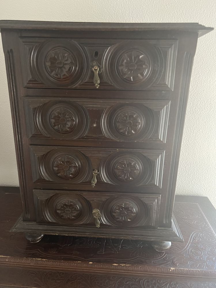 Mesa de cabeceira