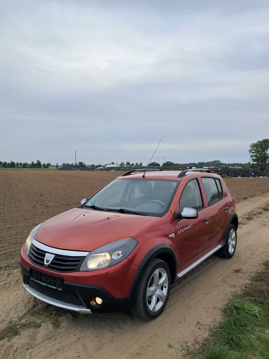 Dacia sandero 2010 1.6 benzyna