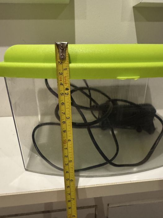 Aquário com filtro eléctrico