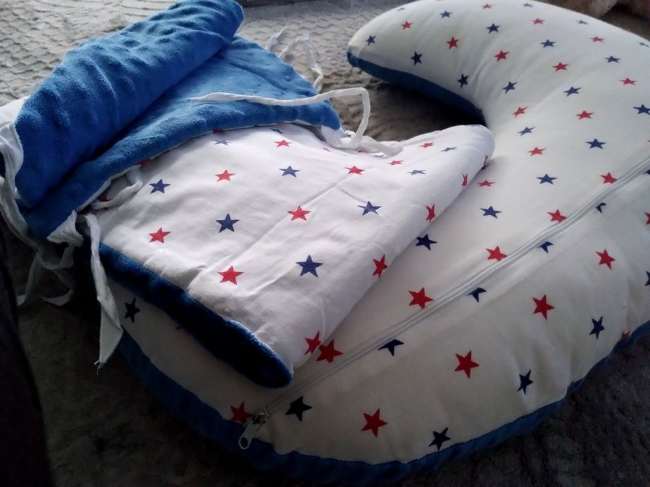 Poduszka rogal do karmienia i ochraniacz do dziecięcego łóżeczka