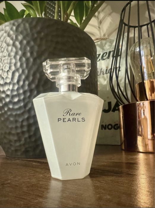 Woda perfumowana Avon Rare Pearls