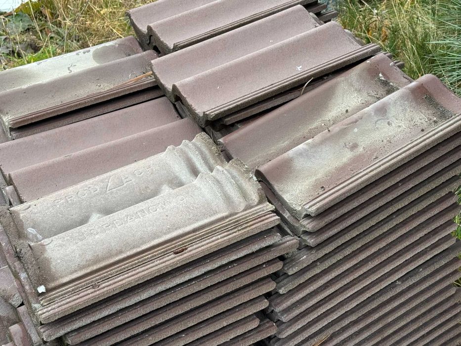 Dachówka Betonowa Pro Dach Brązowa - Esówka