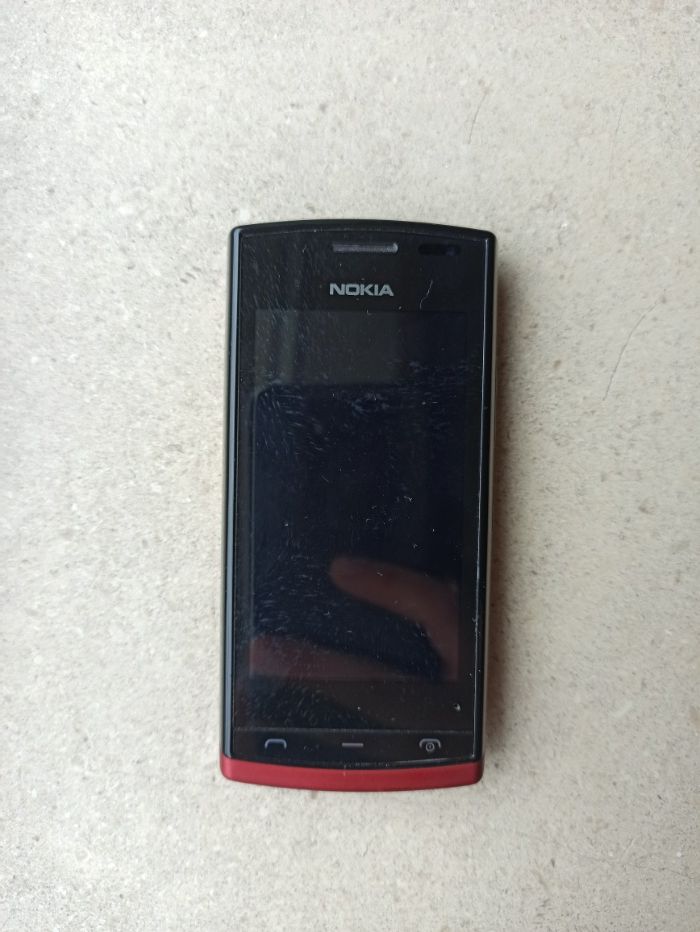 Telemóvel Nokia 500