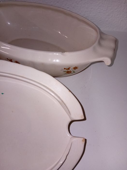 Terrina antiga Sacavém