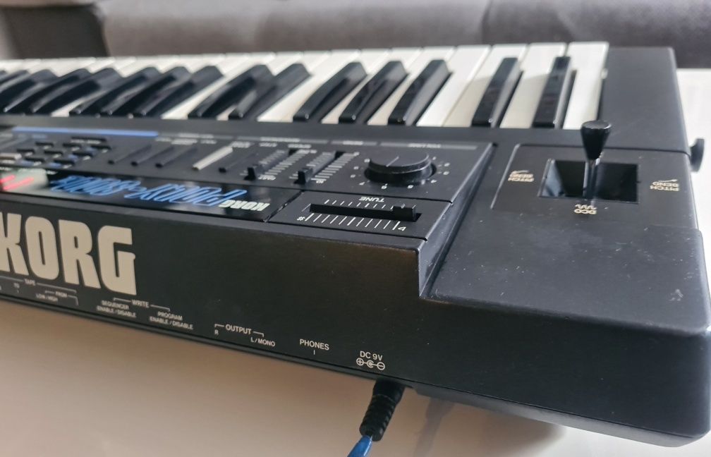 Korg Poly 800 MKII Analog!