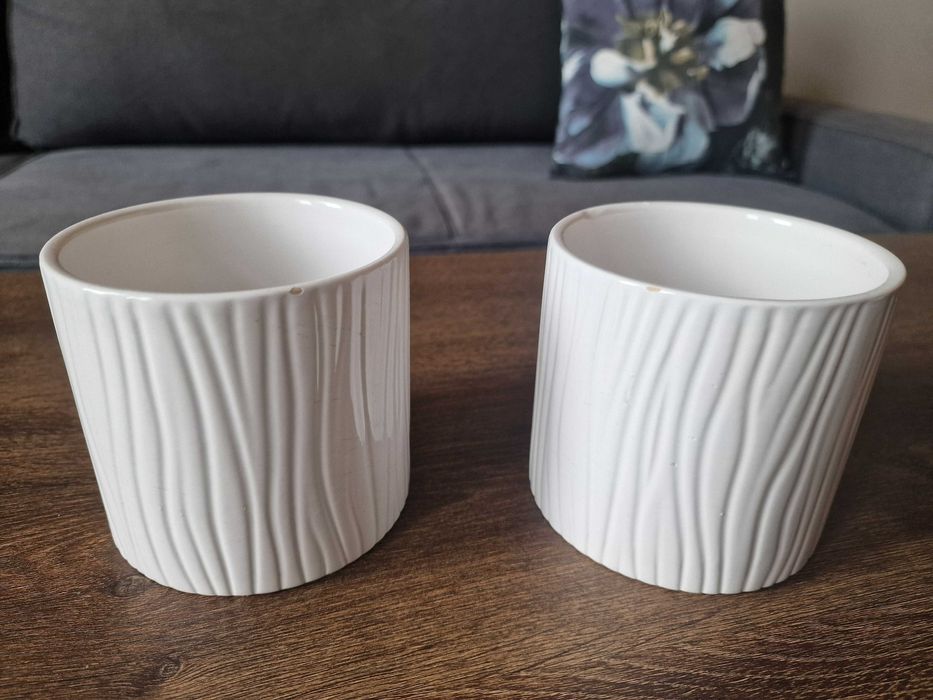 OKAZJA! Doniczka doniczki piękna biała ceramiczna 2 sztuki