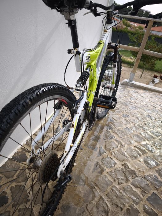 Bicicleta adulto Atala Scorpion 26 140€ negociaveis
