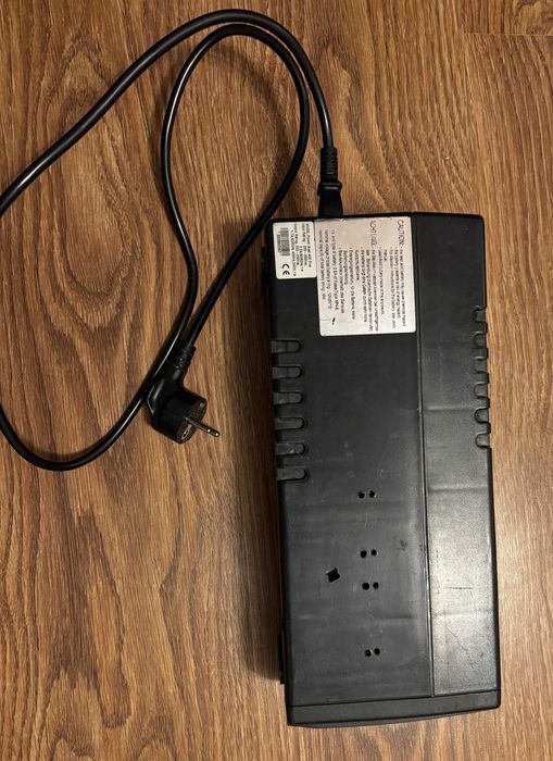 ДБЖ/UPS Mustek 400 — Посилена батарея! Обслужений та готовий до роботи