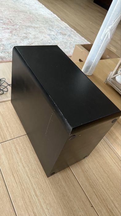 Subwoofer Jamo E 4SuB.4
