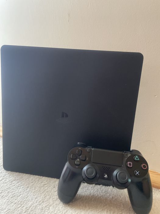 playstaytion 4 slim 1tb z padem+kable