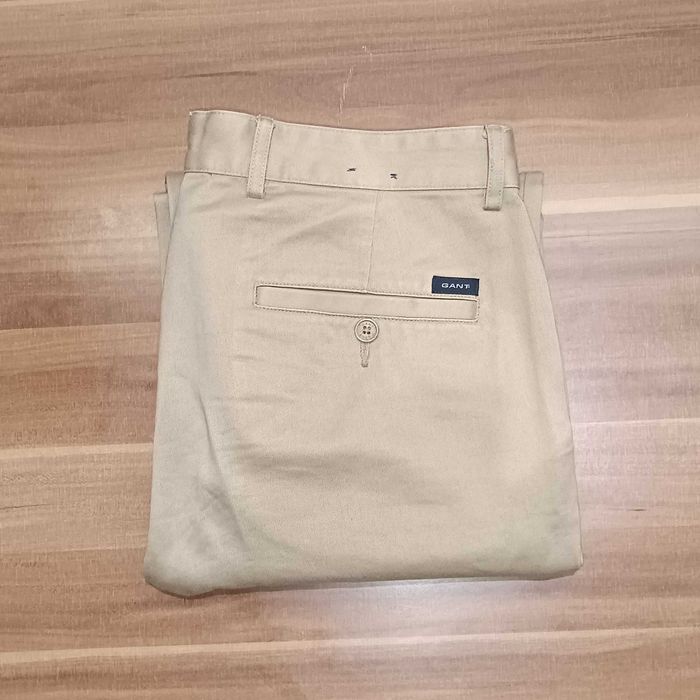 Spodnie casualowe eleganckie chinosy bawełna GANT W32/L32 (M) beżowe