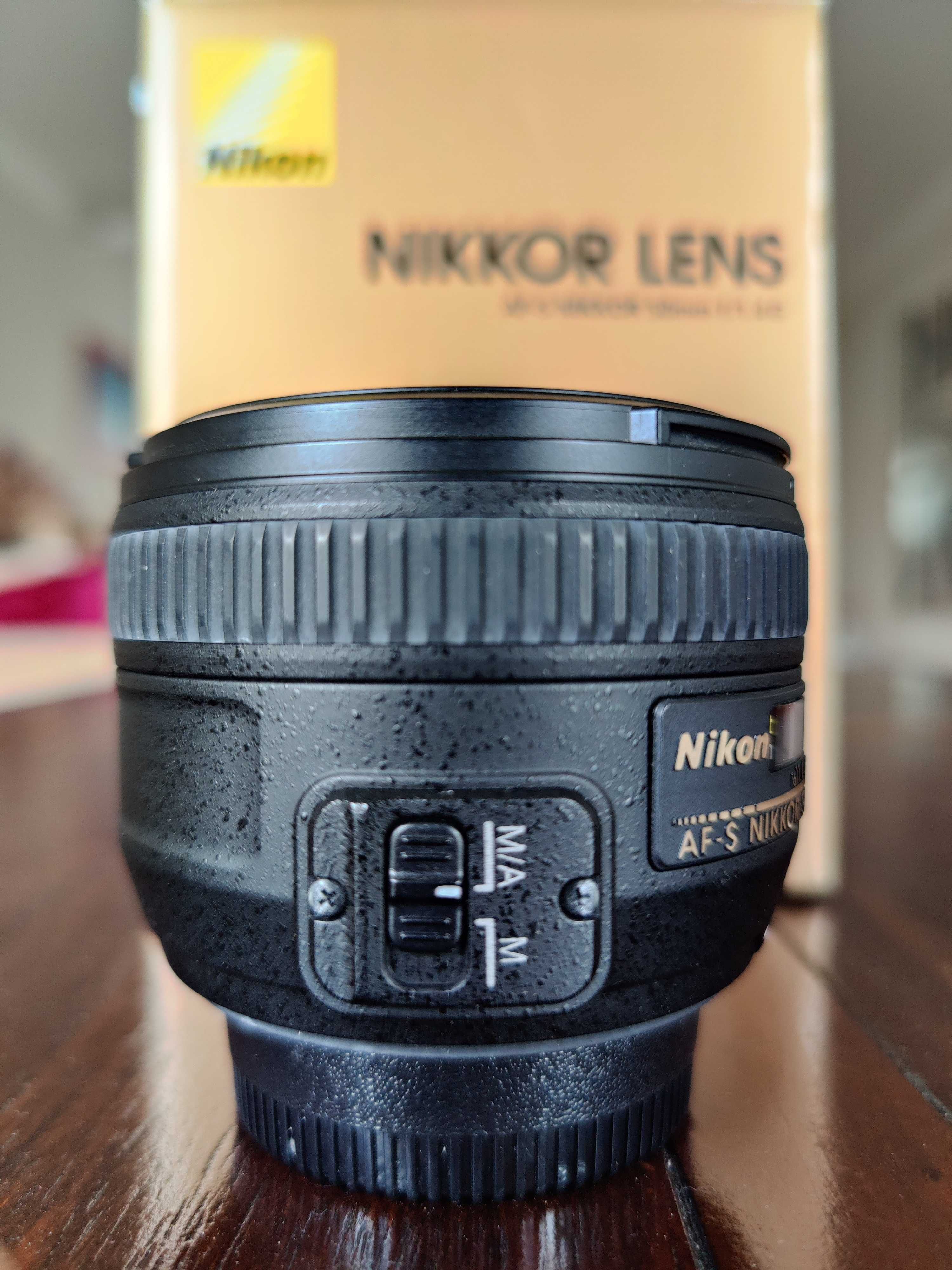 Objectiva Nikon 50mm f/1.4G + filtros