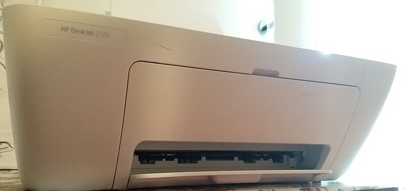 Impressora HP Desk Jet 2700