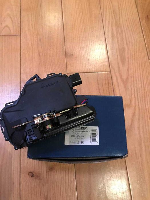 Замок задній правий 3B4839016AL