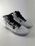 Nowe sneakersy unisex W NIKE DUNK HIGH białe srebrne 41