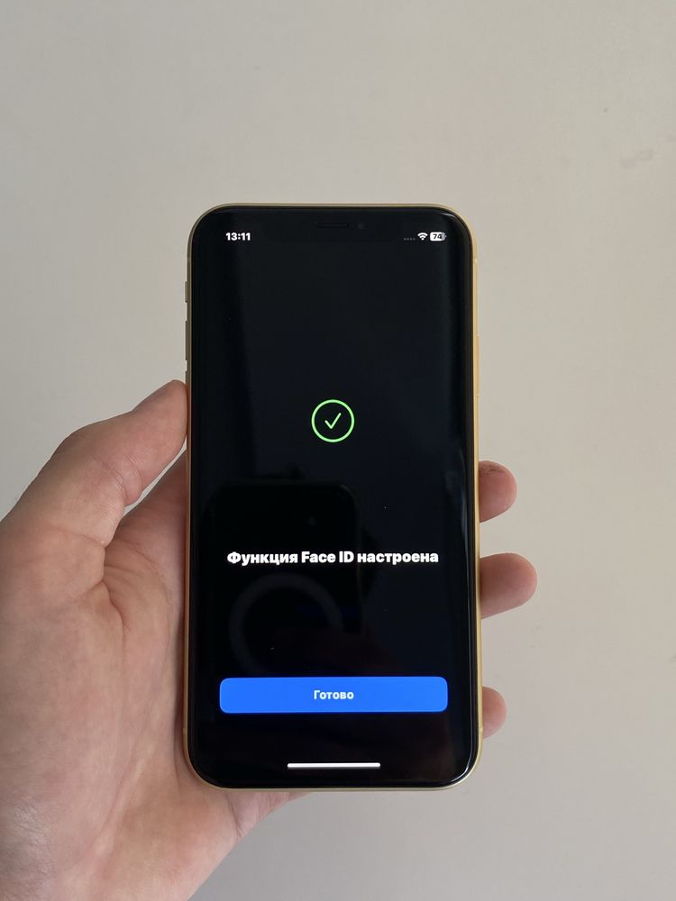 Iphone xr 128gb.