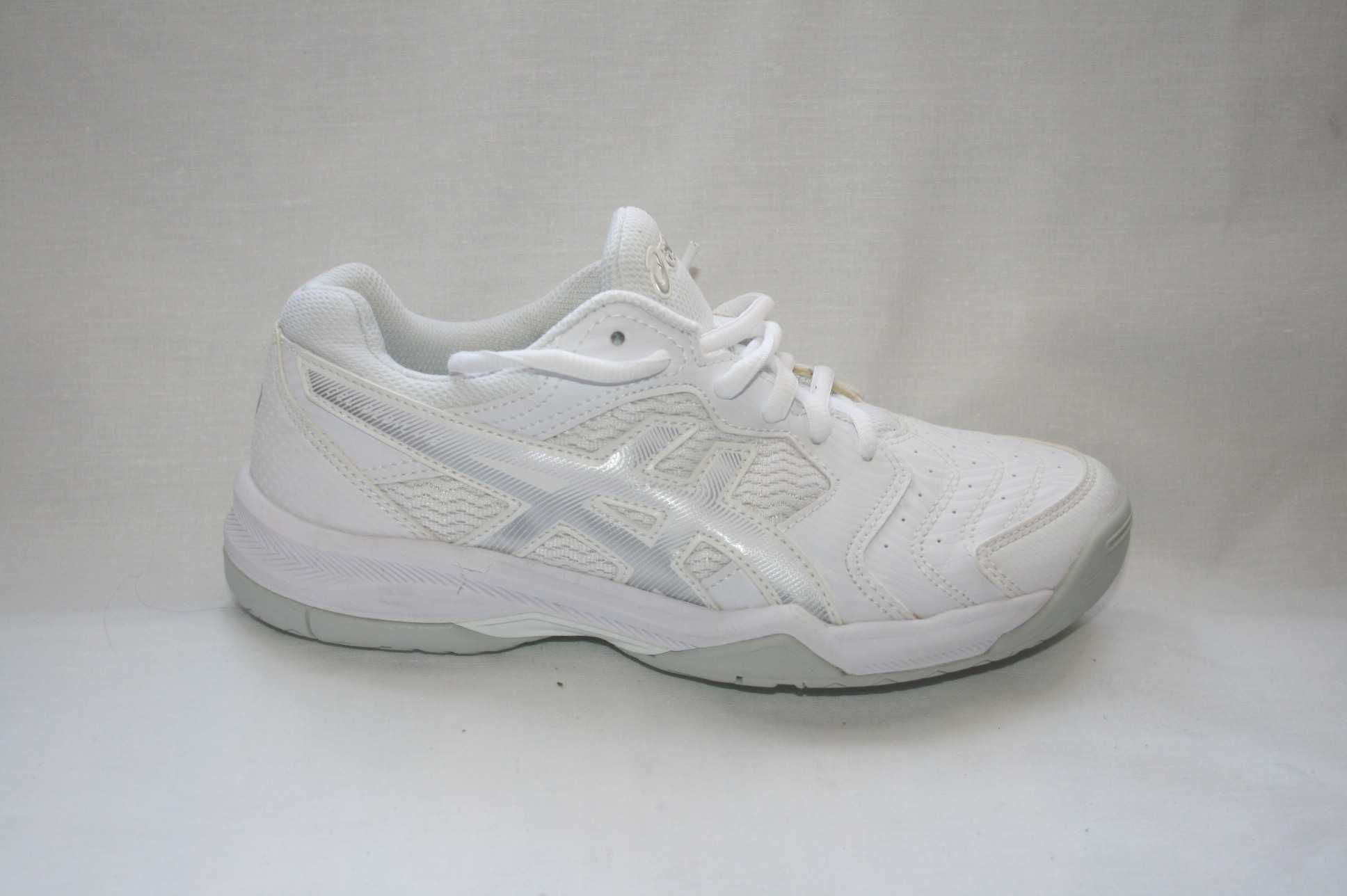 Кроссовки ASICS   раз 36 ст. 23 см