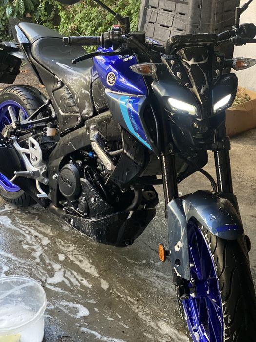 MT 125 400km rodado